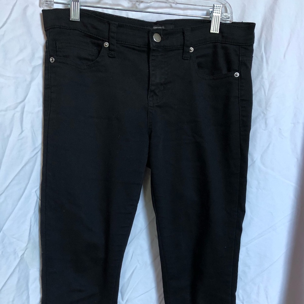 *Forever 21 Skinny leg pants*